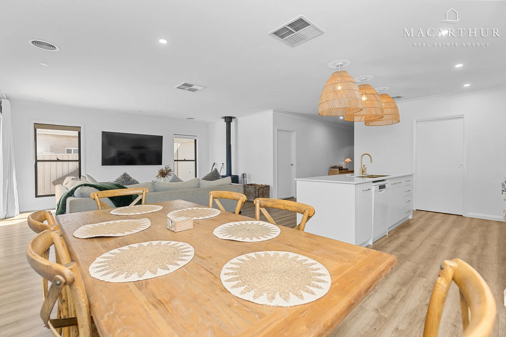 Additional image 6 of 3 Dallas Avenue, Gobbagombalin NSW 2650