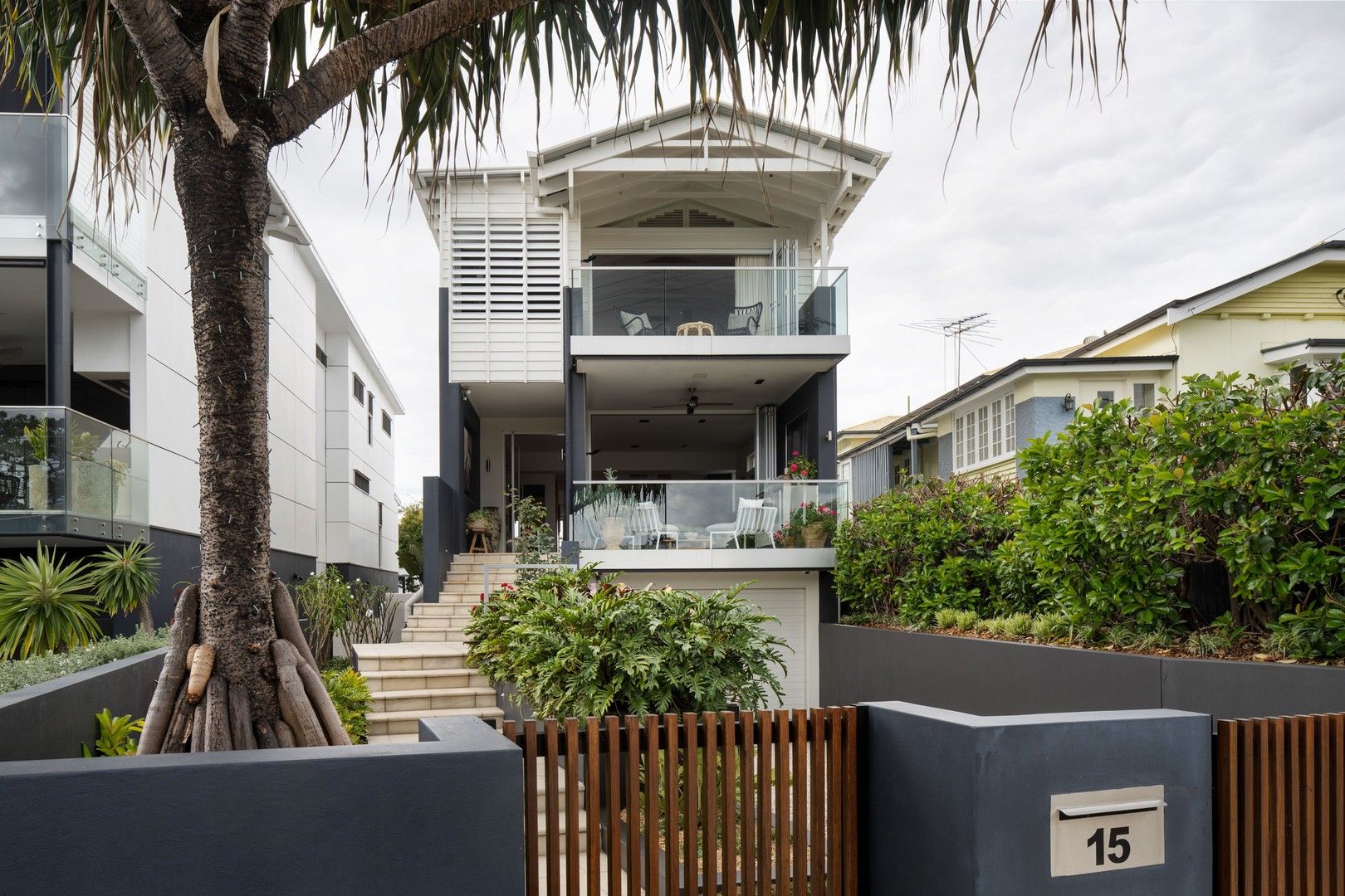 5 bedrooms House in 15 Gordon Street HAWTHORNE QLD, 4171