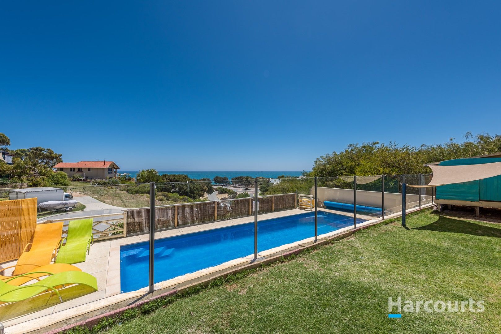 3 bedrooms House in 18 Coastal Rise QUINNS ROCKS WA, 6030