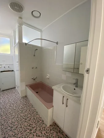 Additional image 6 of 8/40 Barkers Road, Hawthorn VIC 3122