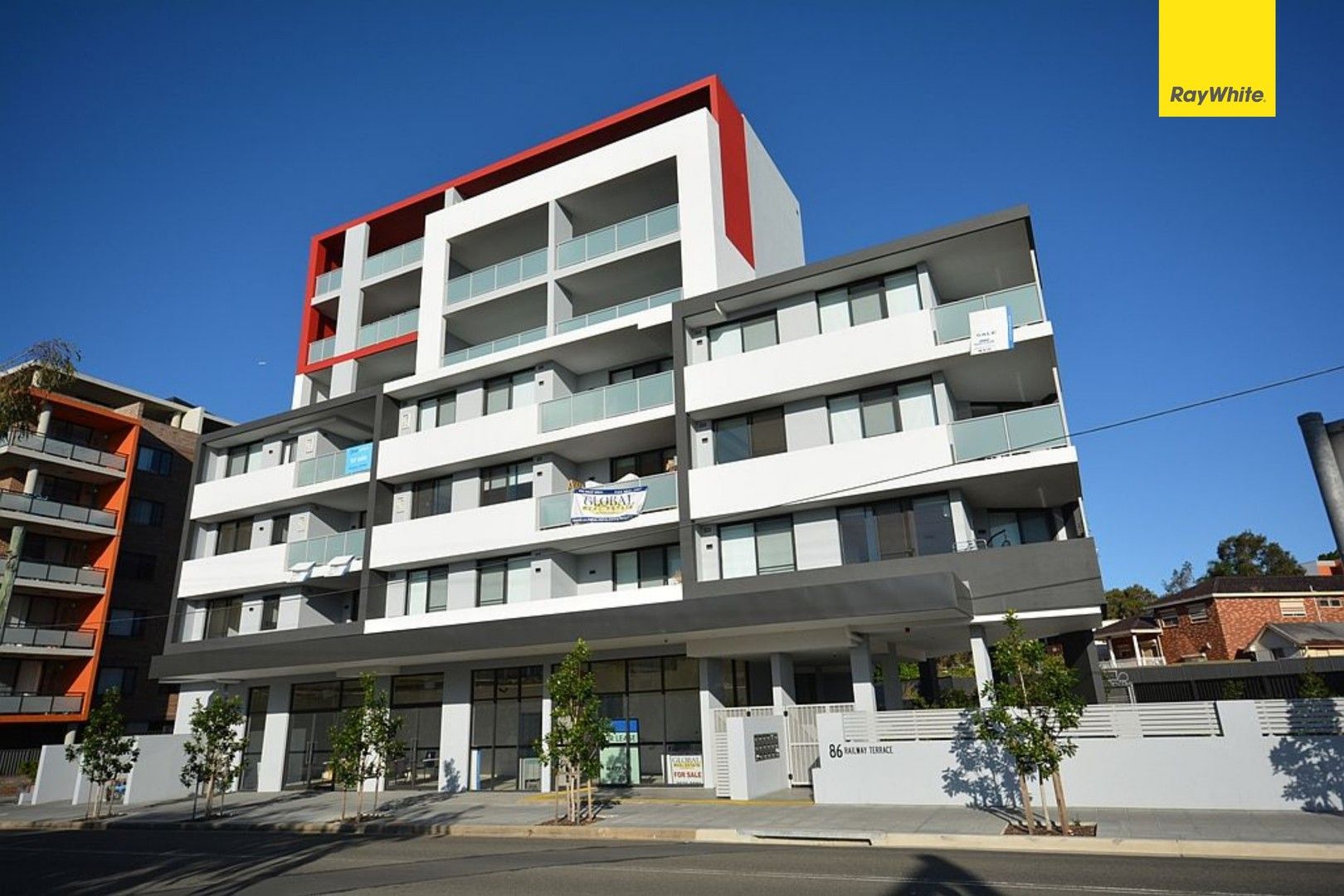 3 bedrooms Apartment / Unit / Flat in 15/86-88 Railway Terrace MERRYLANDS NSW, 2160
