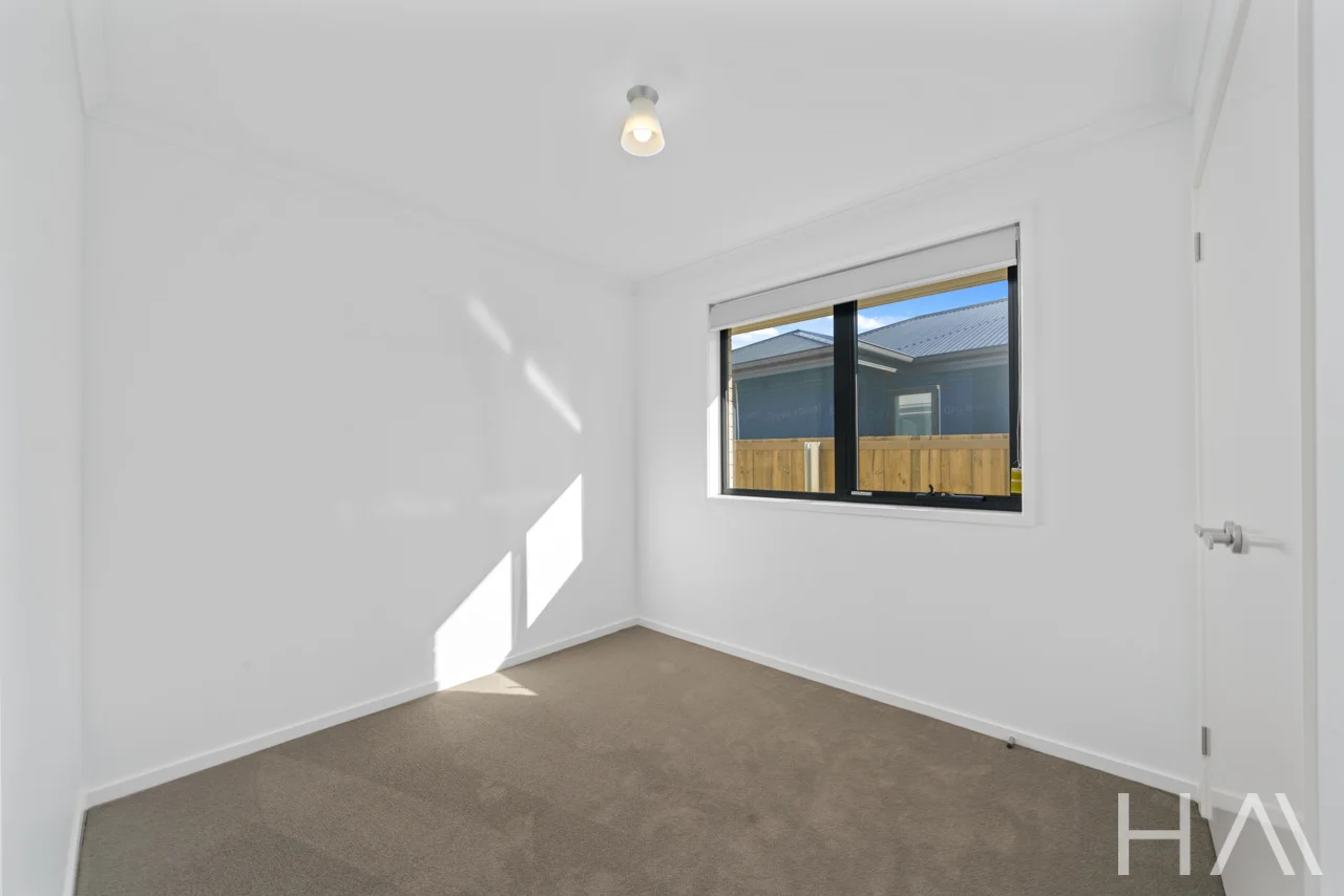 Additional image 10 of 1/45 Sandpiper Dr, Midway Point TAS 7171