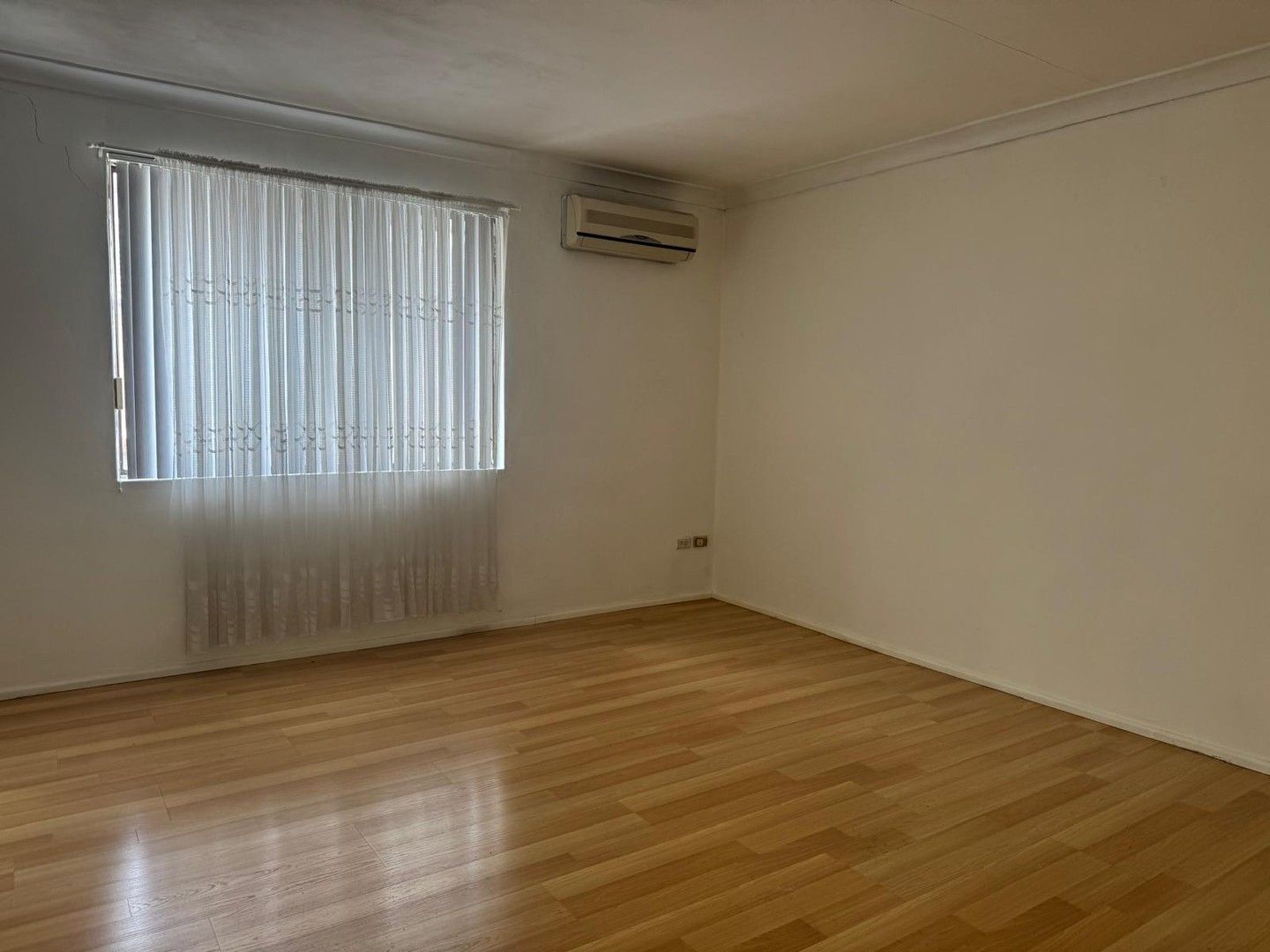 2 bedrooms Townhouse in 1/39 Hill Street CABRAMATTA NSW, 2166