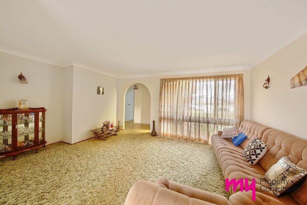 1 Danella Street, The Oaks NSW 2570, Image 1