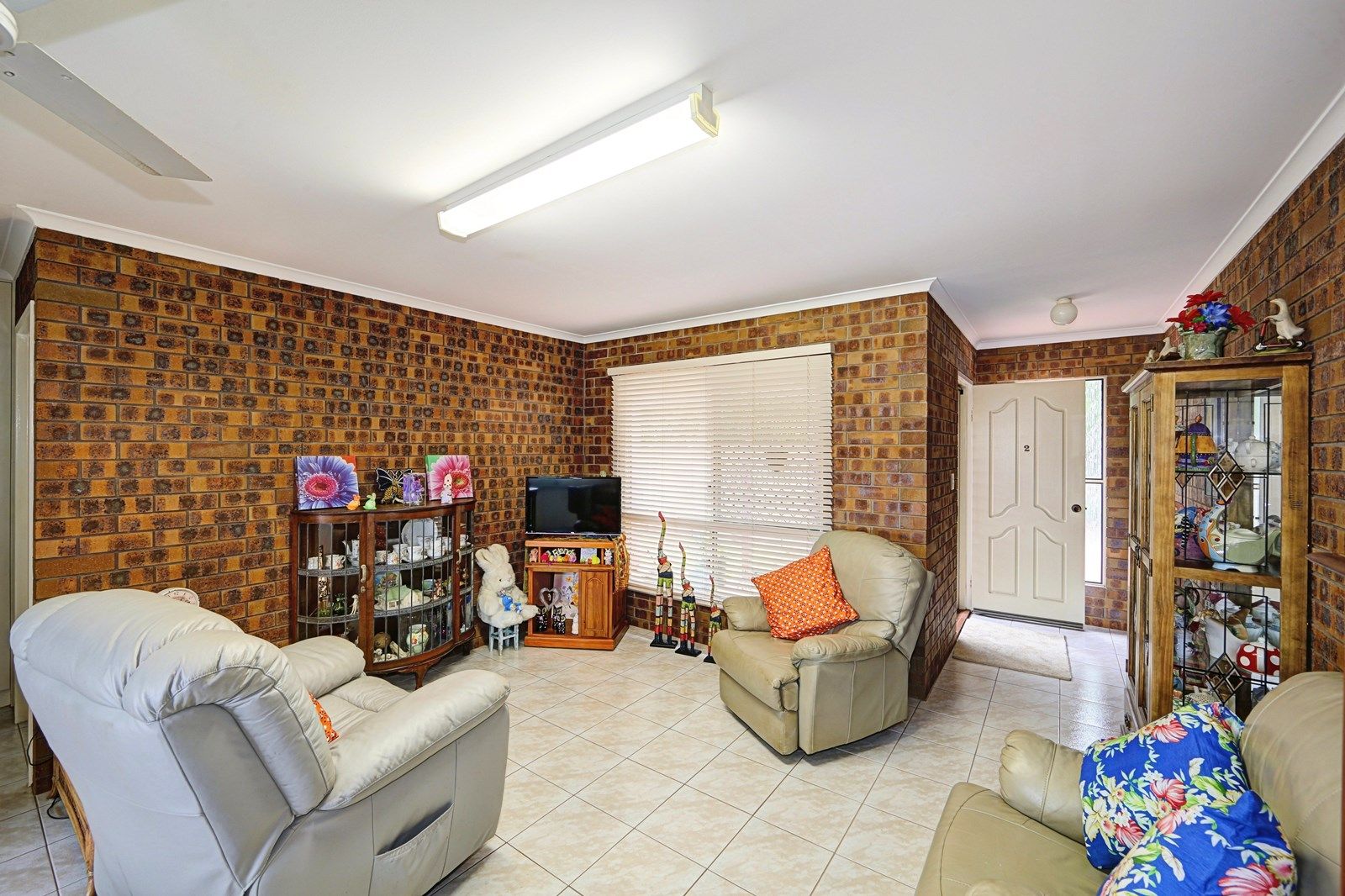 2/5 CEVN STREET, Childers QLD 4660, Image 2