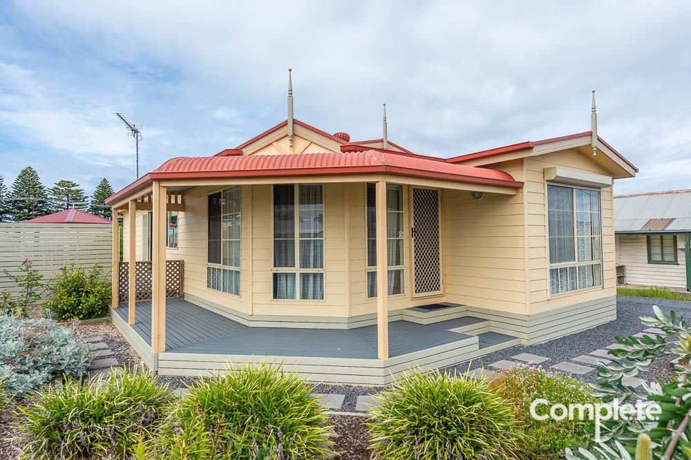 69 MEYLIN STREET, Port Macdonnell SA 5291, Image 2