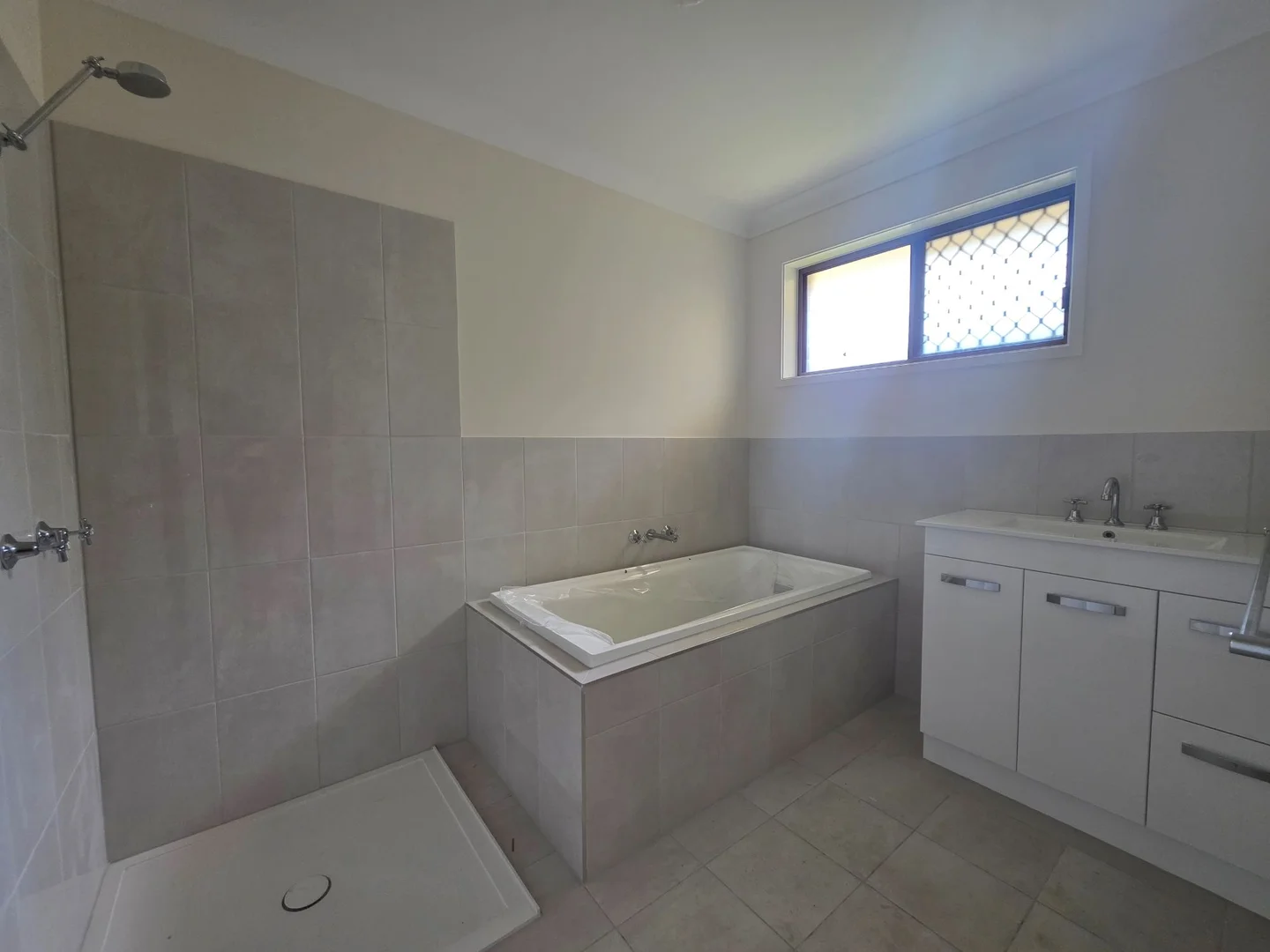 Additional image 4 of 2 Mckean Road, Scarness QLD 4655