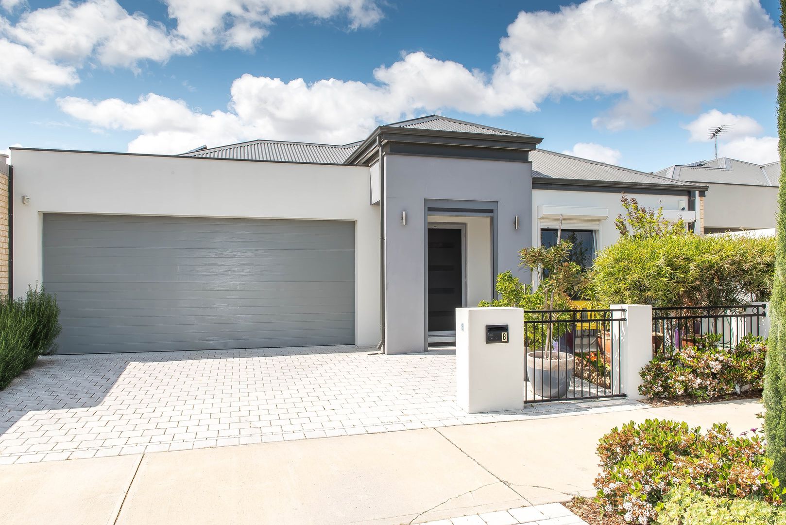 8 Carripan Road, Darch WA 6065