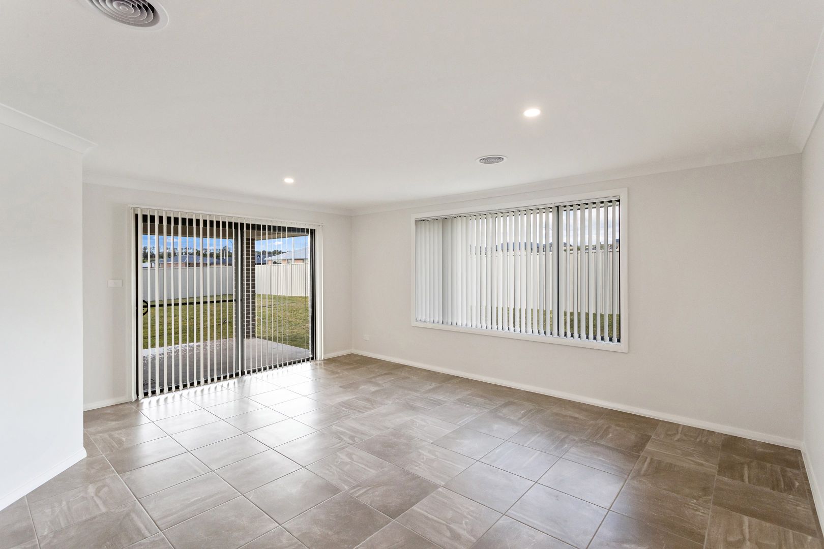 2 Fairleigh Place, Kelso NSW 2795, Image 2