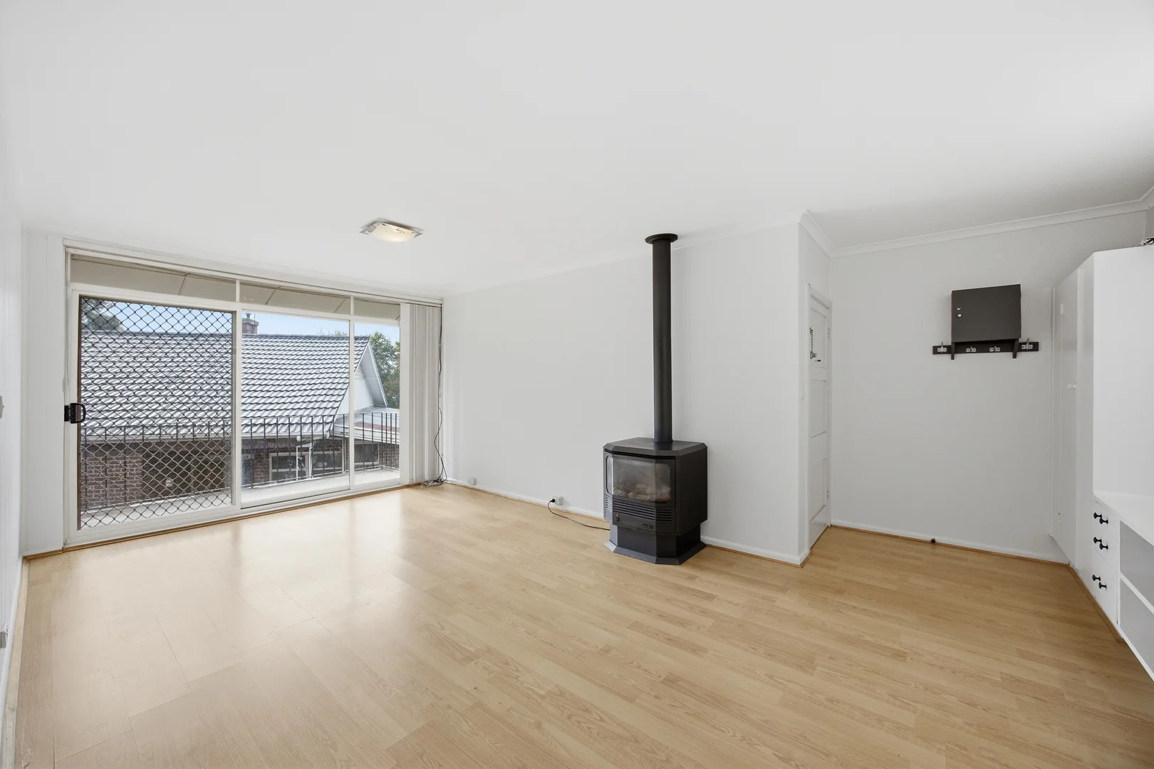 Additional image 2 of 2/128 Mt Dandenong Road, Croydon VIC 3136