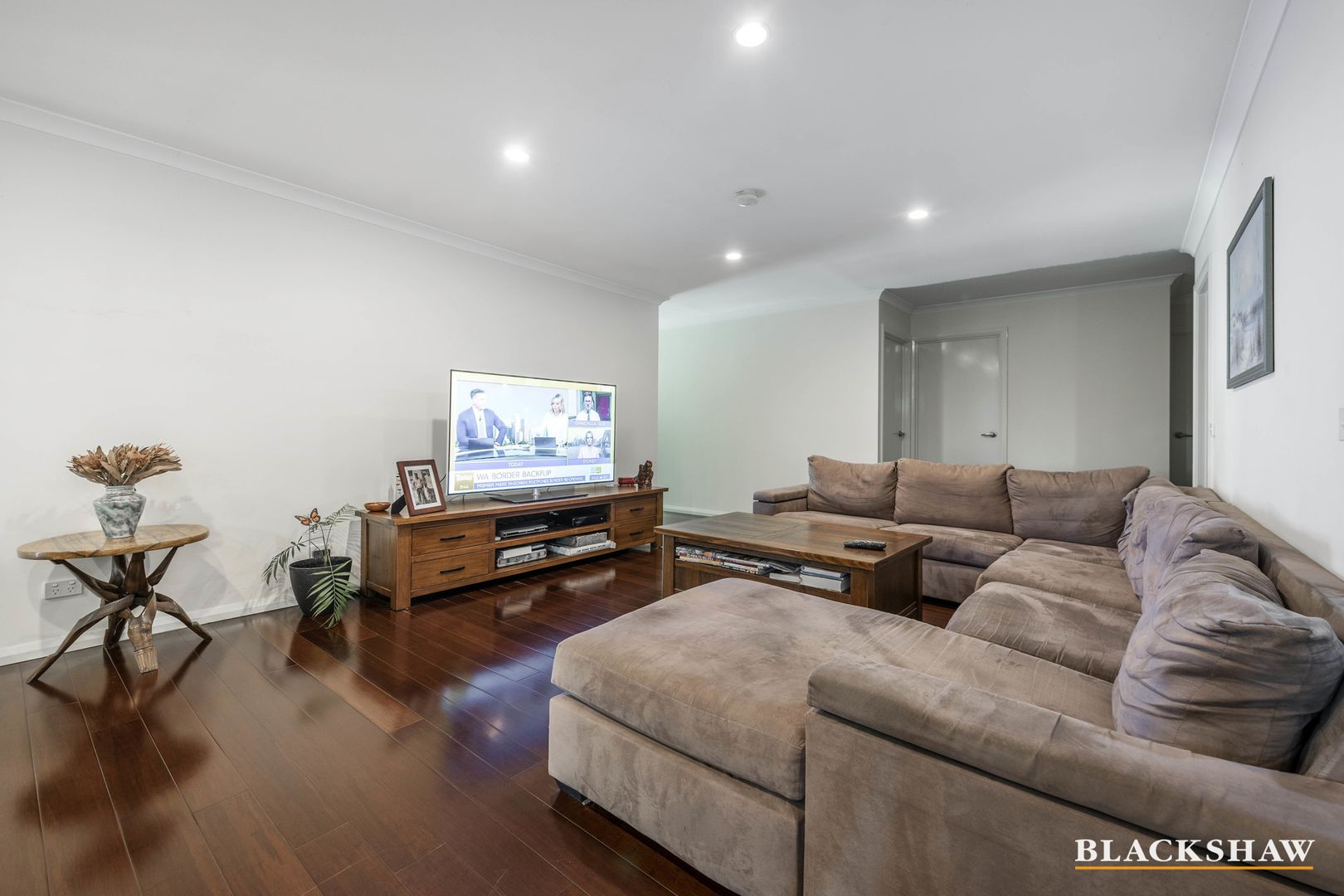 10 De Garis Place, Scullin ACT 2614, Image 2