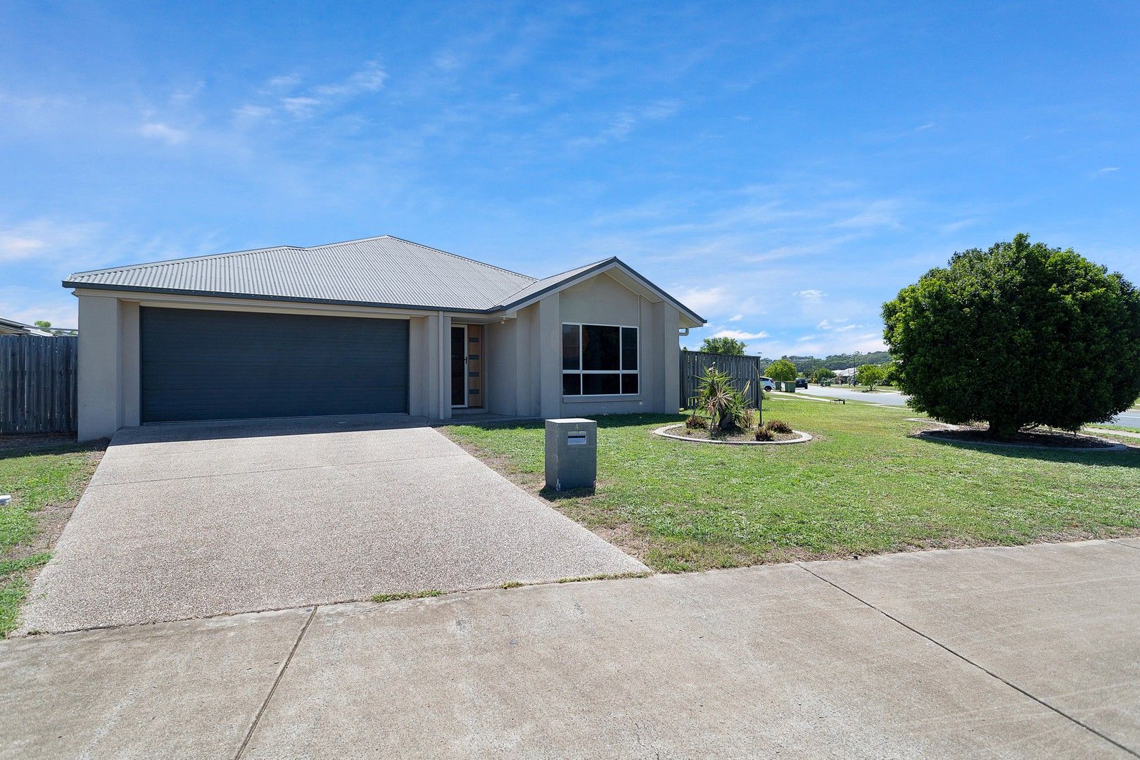 1 Trinity Parade, Blacks Beach QLD 4740, Image 1