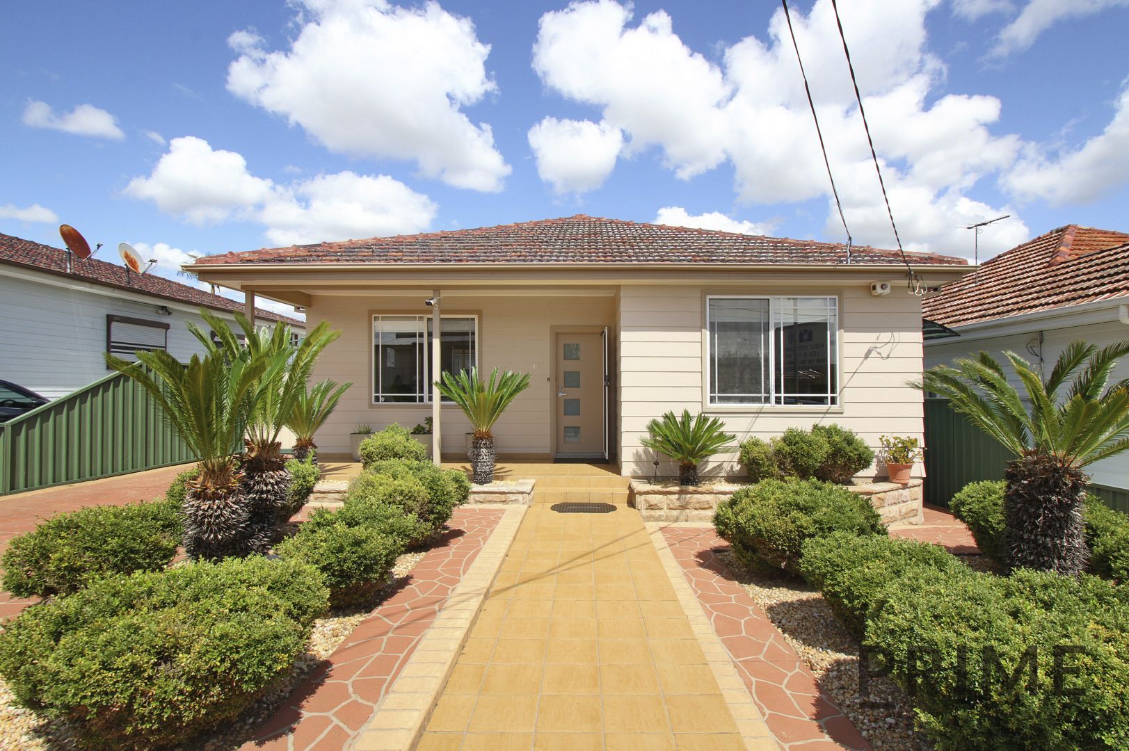 410 Blaxcell Street, South Granville Property History & Address