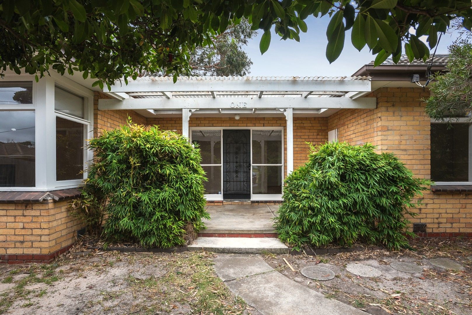 3 bedrooms House in 1 Virginia Court MENTONE VIC, 3194