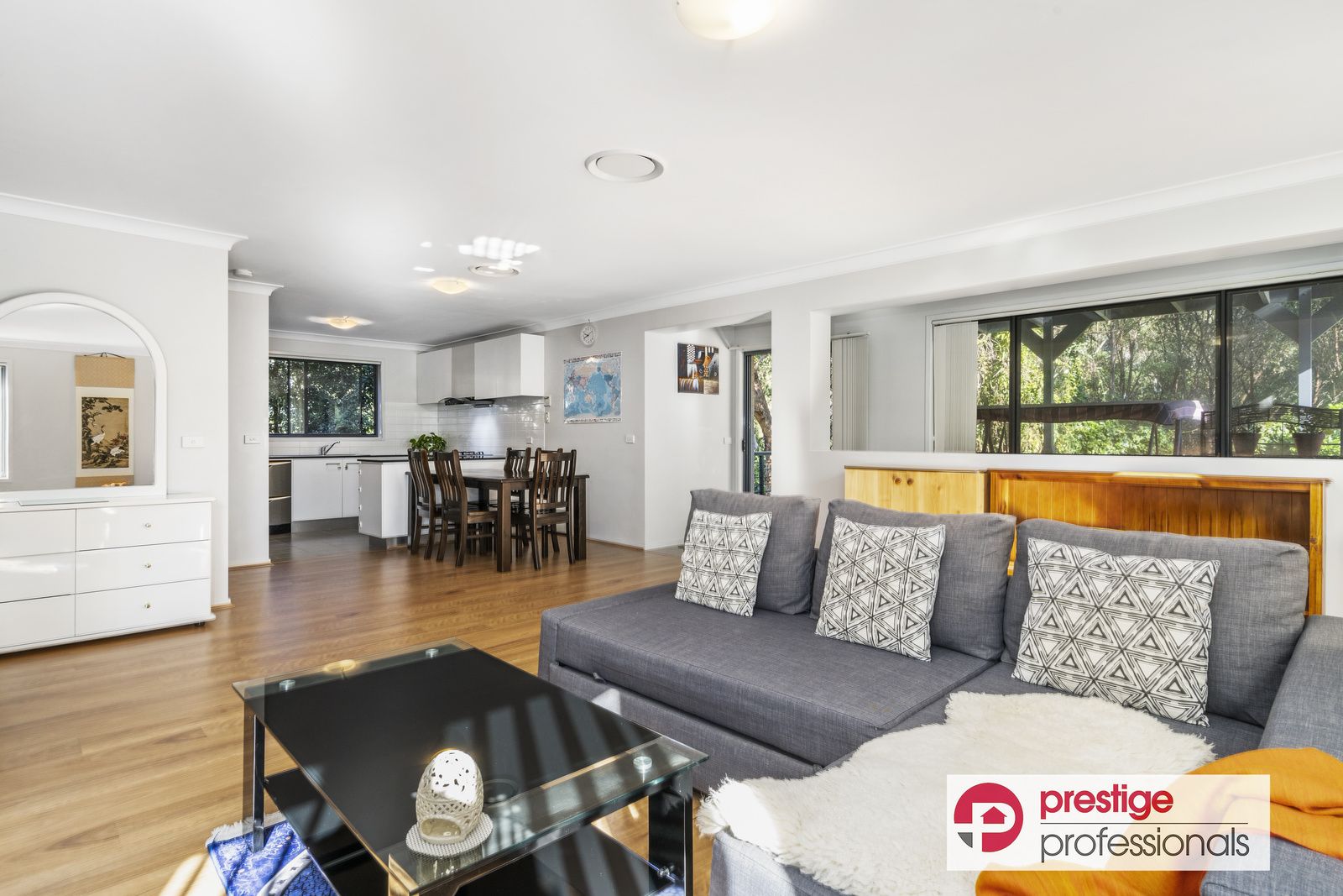 3/6 Parkwood Road, Holsworthy NSW 2173, Image 2