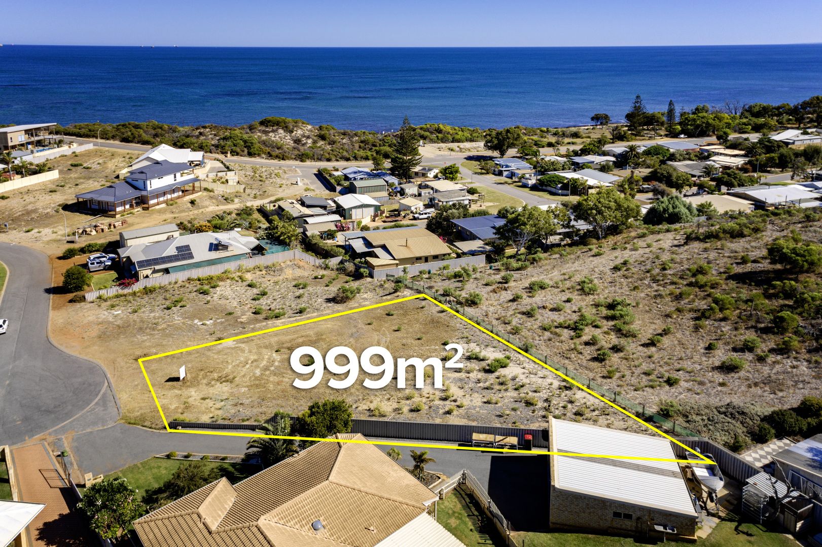 17 Bluewater Close, Drummond Cove WA 6532, Image 1