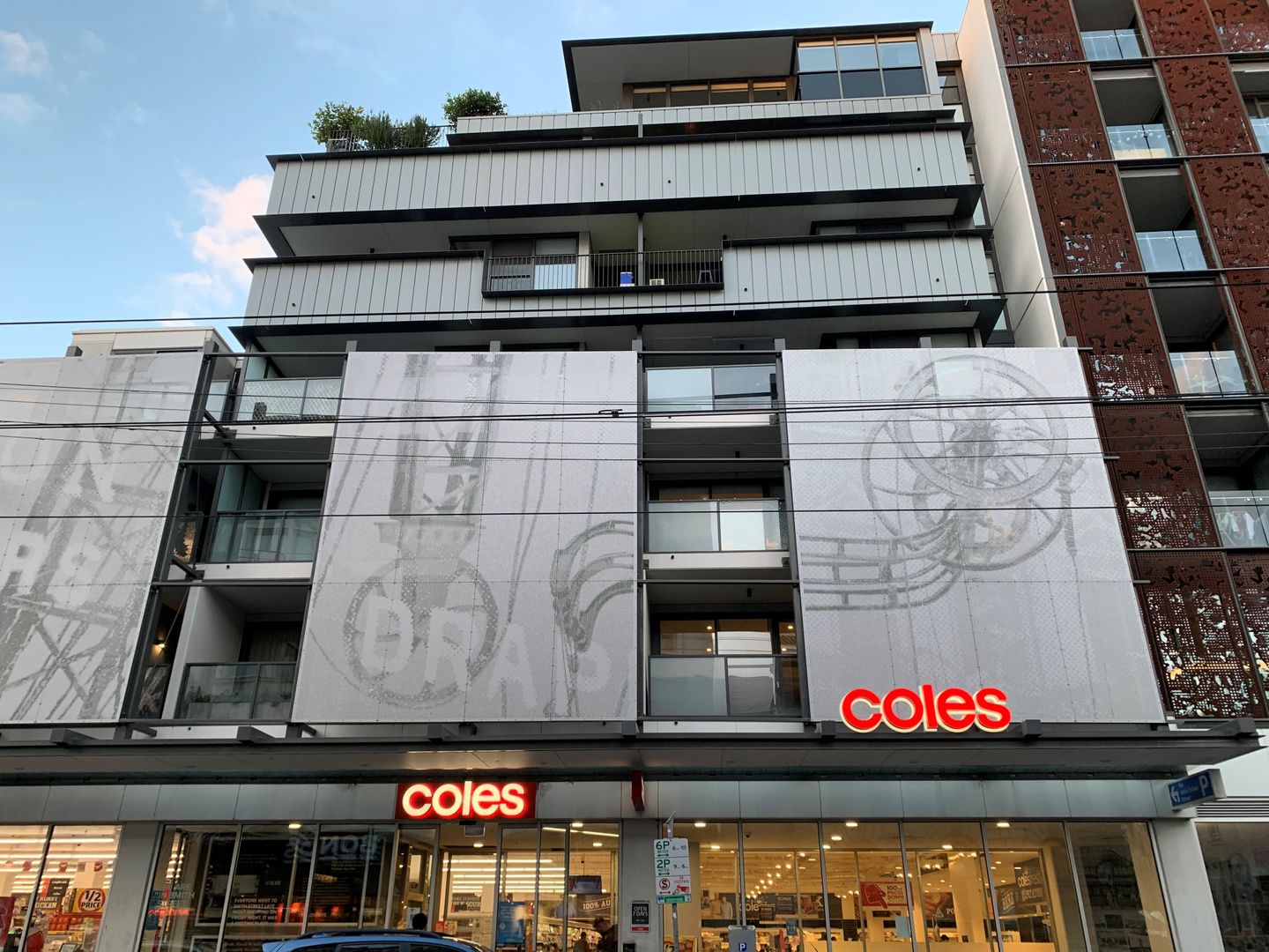 2 bedrooms Apartment / Unit / Flat in 509/158 Smith Street COLLINGWOOD VIC, 3066