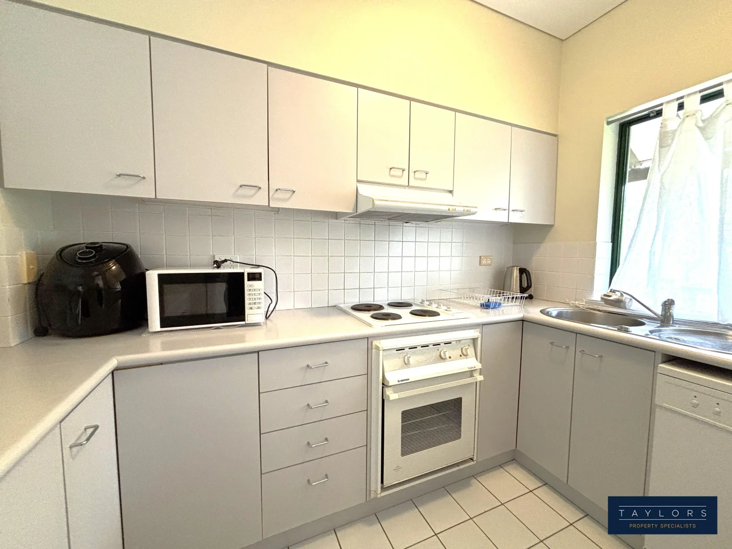 Additional image 7 of 1453 Cascade Condominium Kunapipi Rd, Laguna Quays QLD 4800