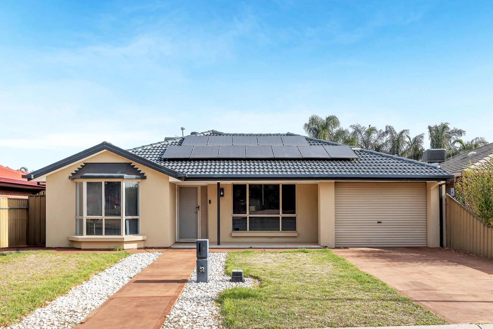 4 bedrooms House in 6 Finch Close ANDREWS FARM SA, 5114