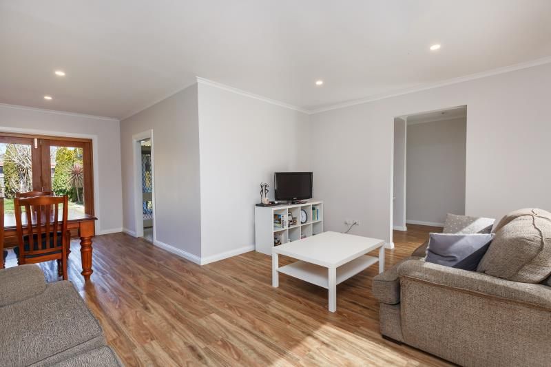 24 Hutchison Street, Sale VIC 3850, Image 0