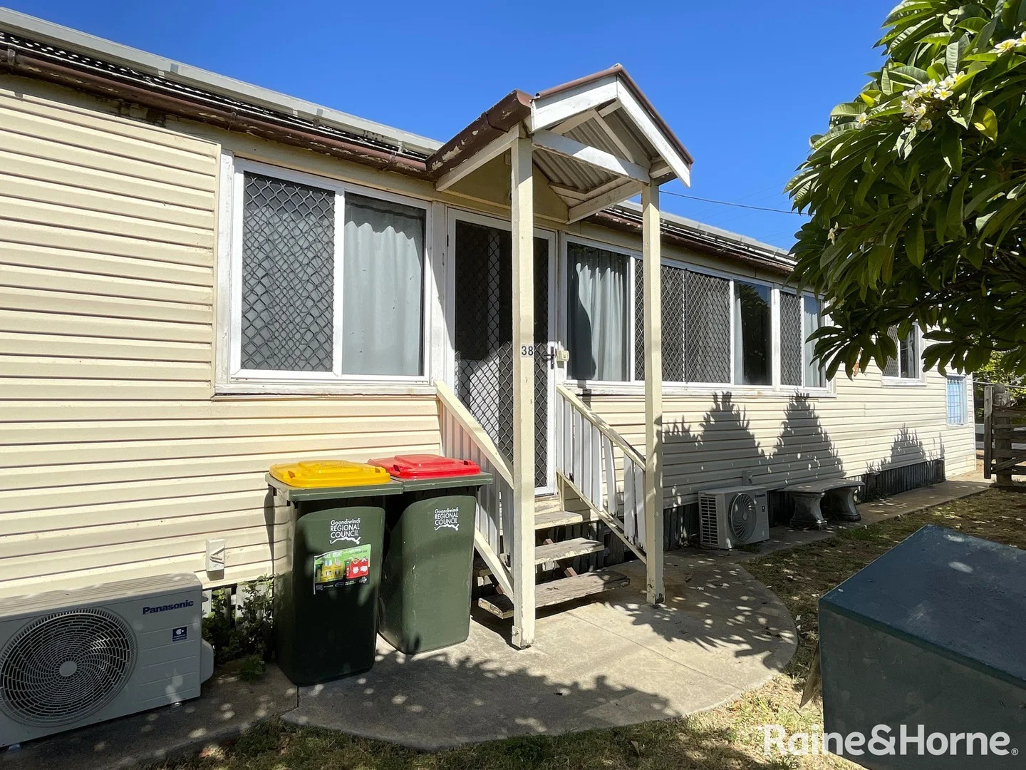 24 Brook Street, Goondiwindi QLD 4390