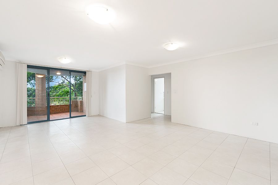 2/50 Seaview Street, Cronulla NSW 2230, Image 0