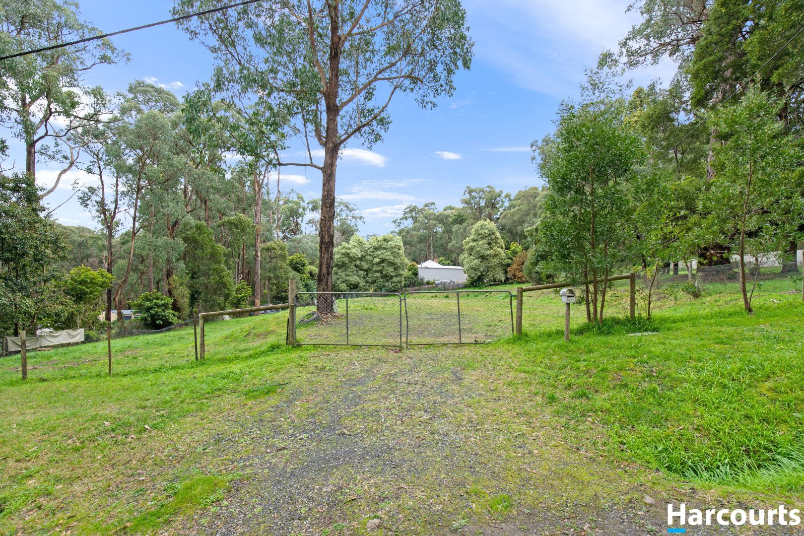 76 Kilvington Drive, Emerald VIC 3782, Image 2