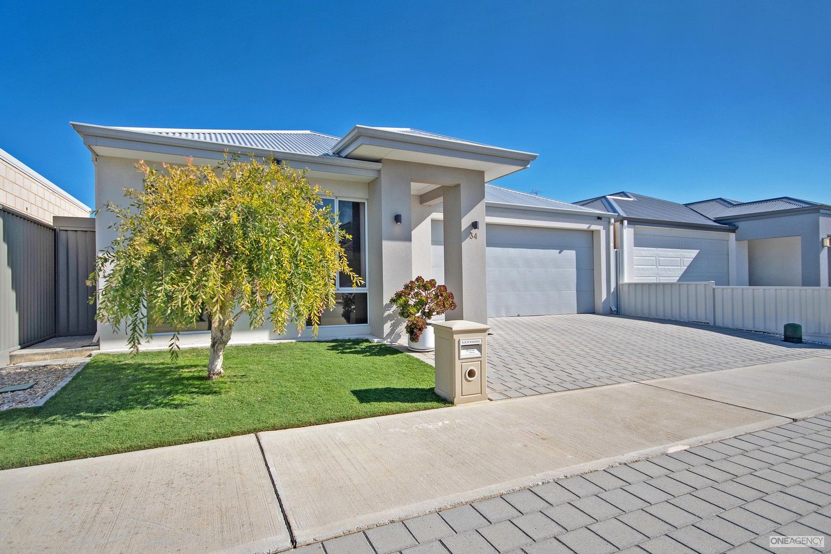 4 bedrooms House in 34 Gamboge Street EGLINTON WA, 6034