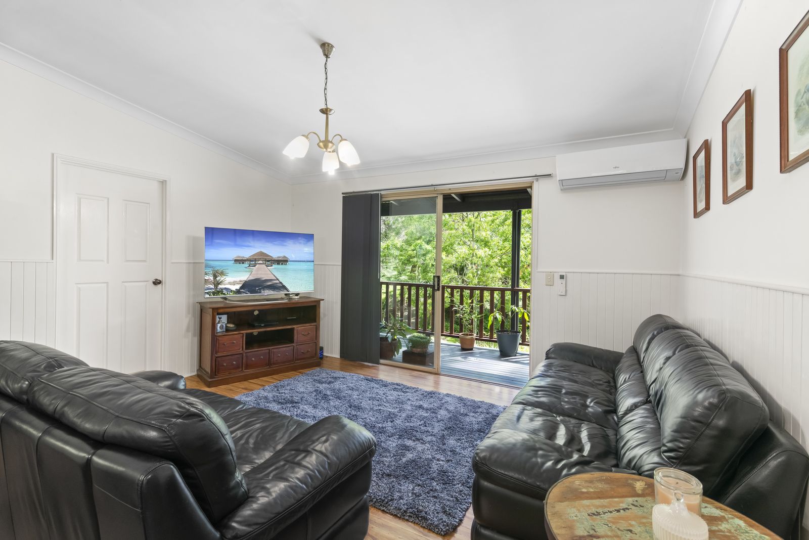 24 Bronhill Street, Currumbin Waters QLD 4223, Image 2