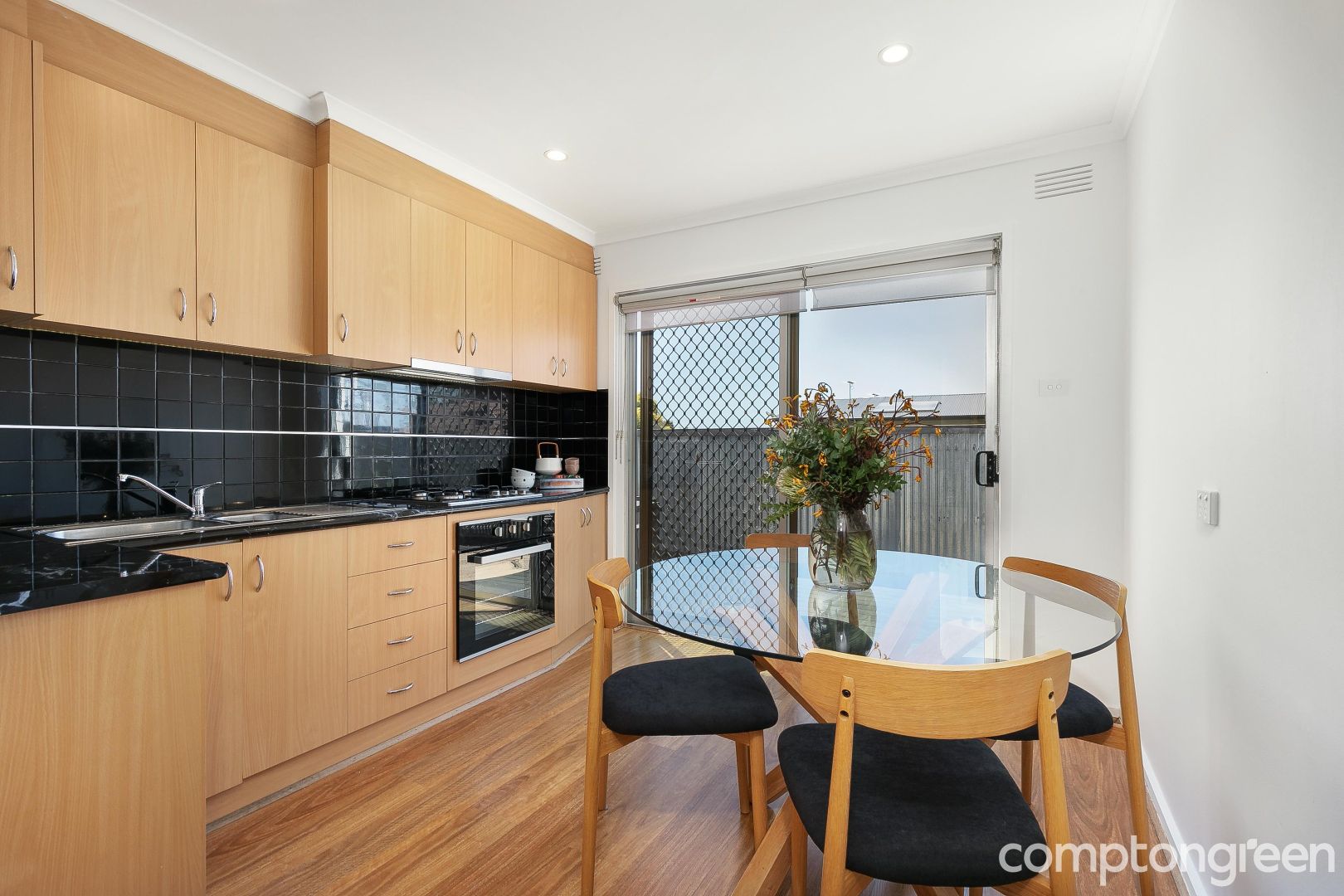 3/26 Ruby St, Essendon West VIC 3040, Image 2