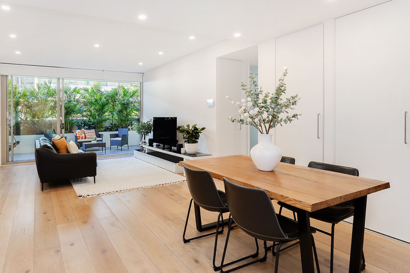 2 bedrooms Apartment / Unit / Flat in AG05/91 Ben Eden Street BONDI JUNCTION NSW, 2022