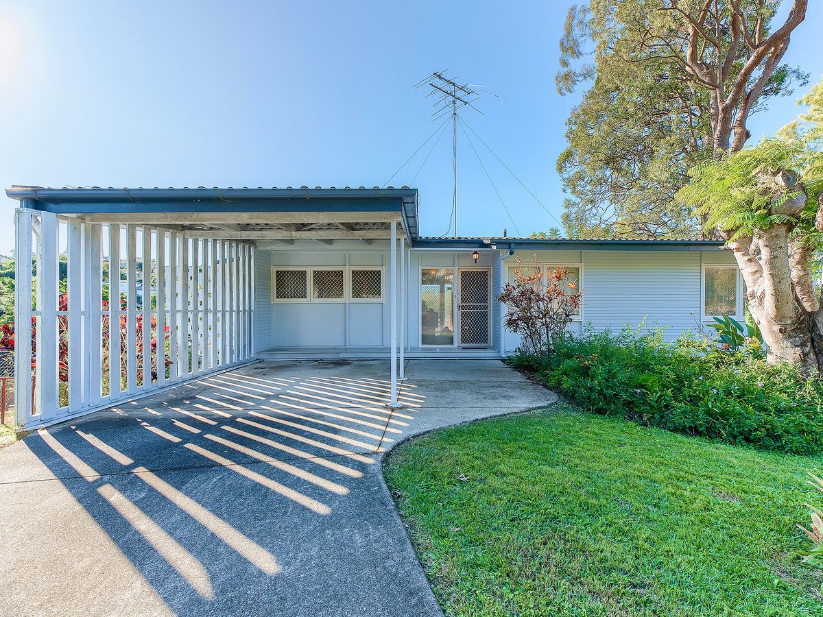 3 bedrooms House in 12 Bann Street STAFFORD HEIGHTS QLD, 4053