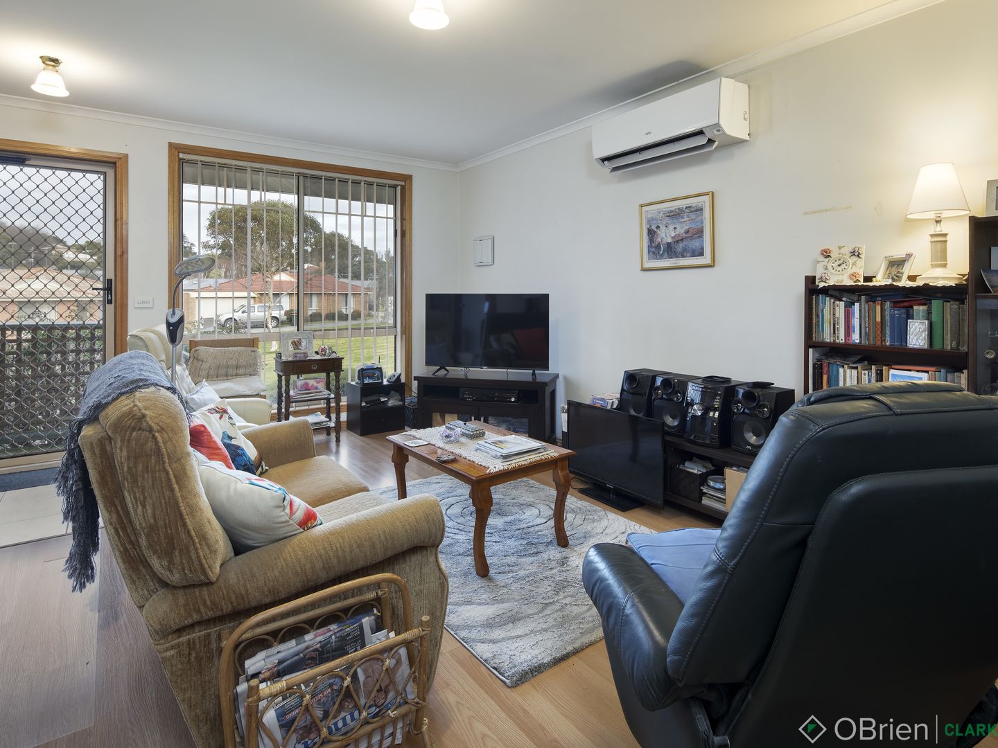 9/3 Gumleaf Place, Drouin VIC 3818, Image 2