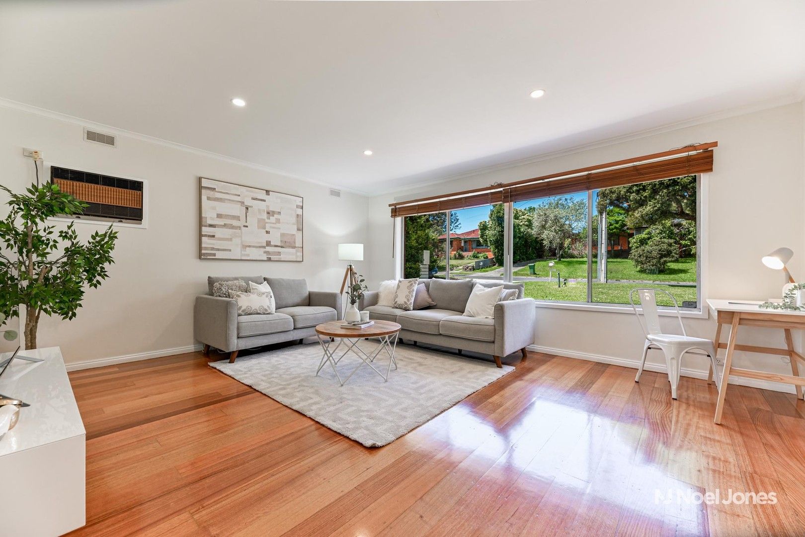 29 Greenslopes Drive, Mooroolbark VIC 3138, Image 0