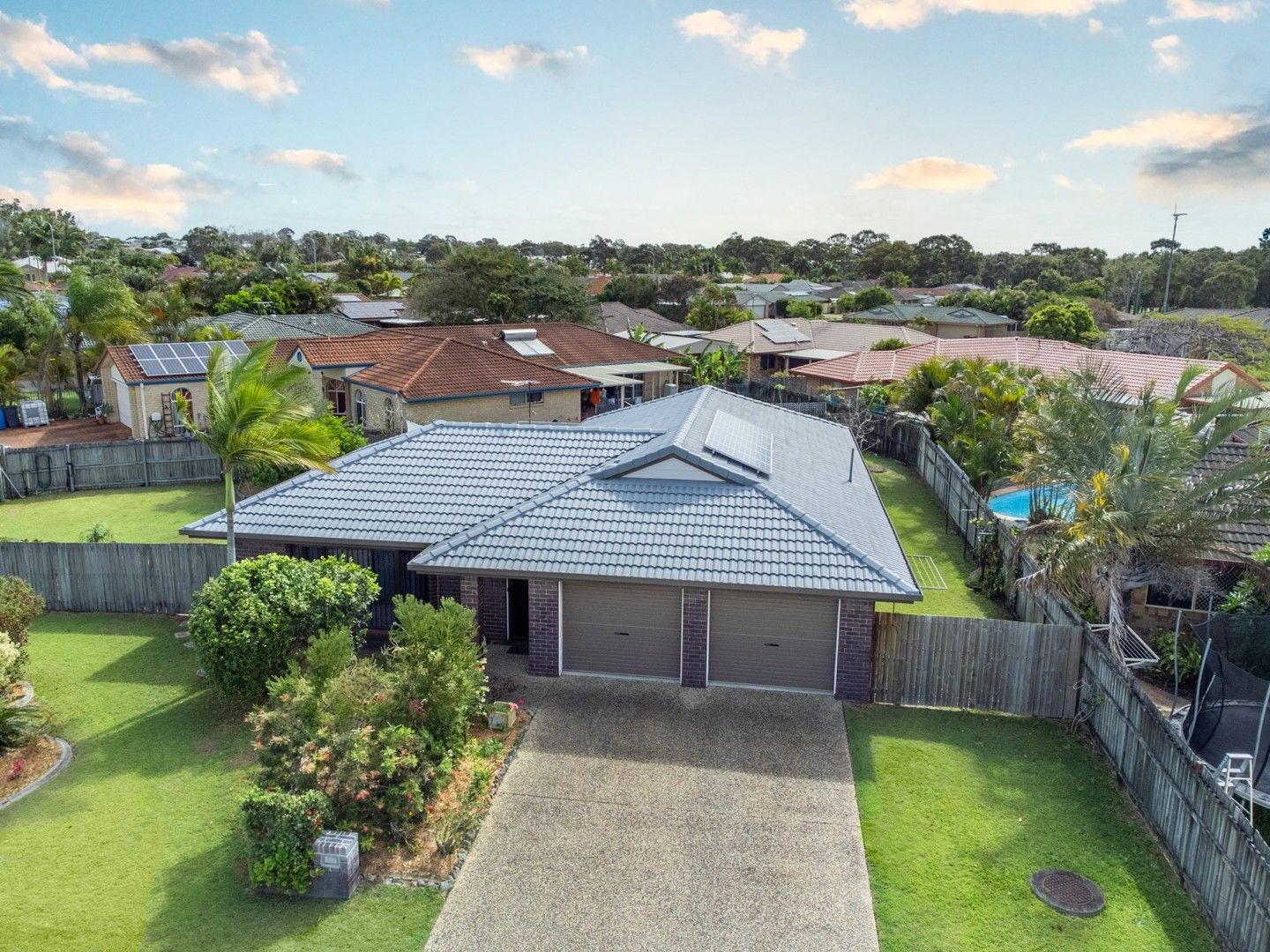 4 Salmon Place, Sandstone Point QLD 4511, Image 0