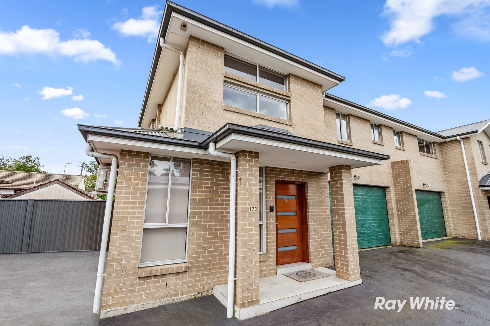3 bedrooms Duplex in 1/123A Davis Road MARAYONG NSW, 2148