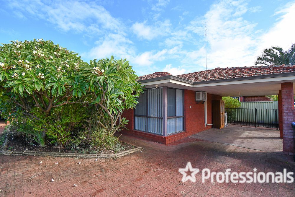 2 bedrooms House in 4/11 Brooks Avenue WAROONA WA, 6215