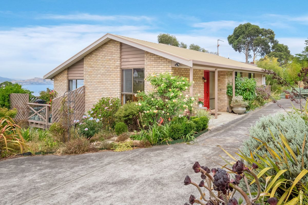 2-4 Earlwood Court, Taroona TAS 7053, Image 0