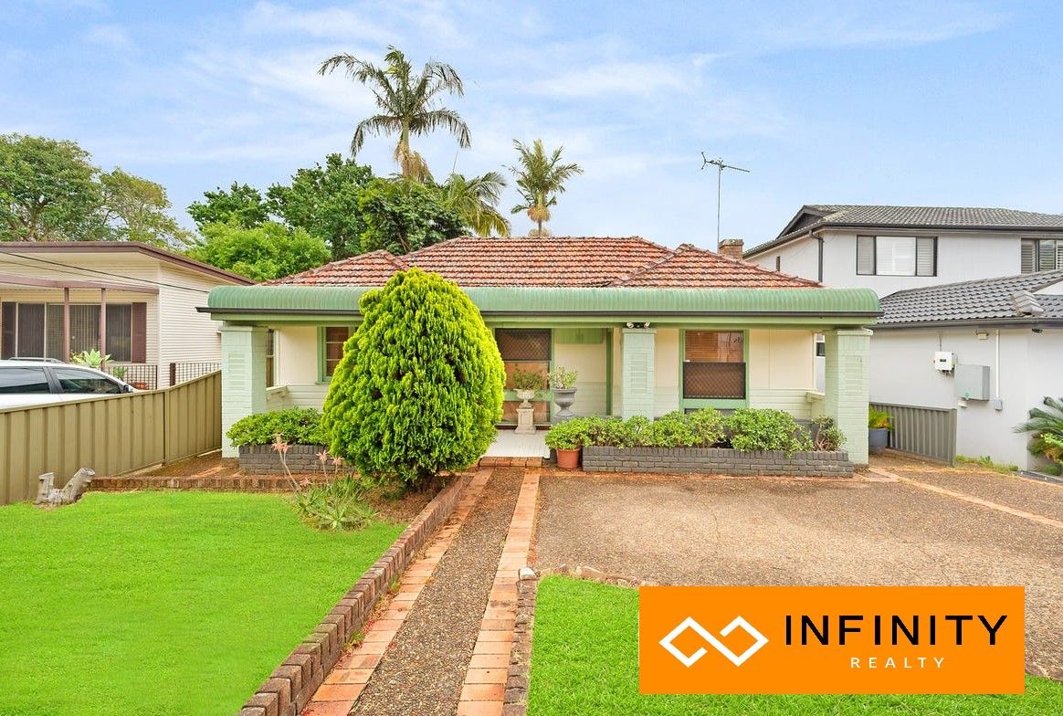 4 bedrooms House in 103 Mitchell Street CARRAMAR NSW, 2163
