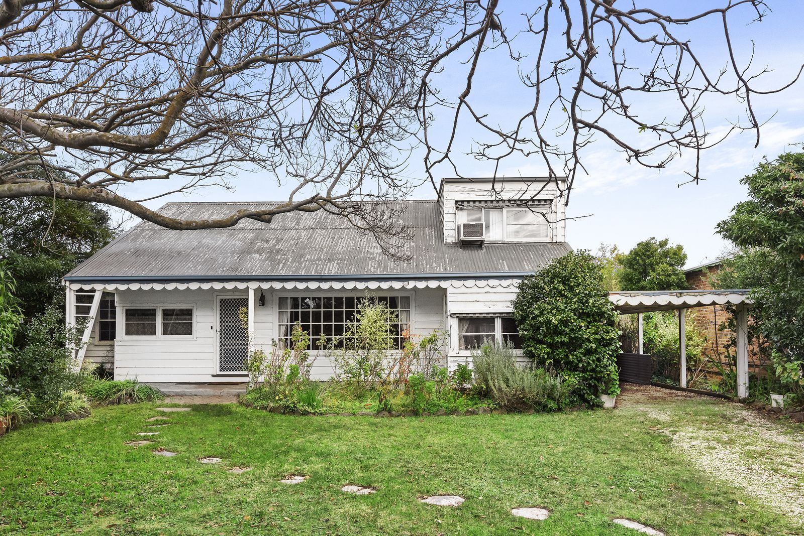 2 bedrooms House in 146 The Avenue OCEAN GROVE VIC, 3226