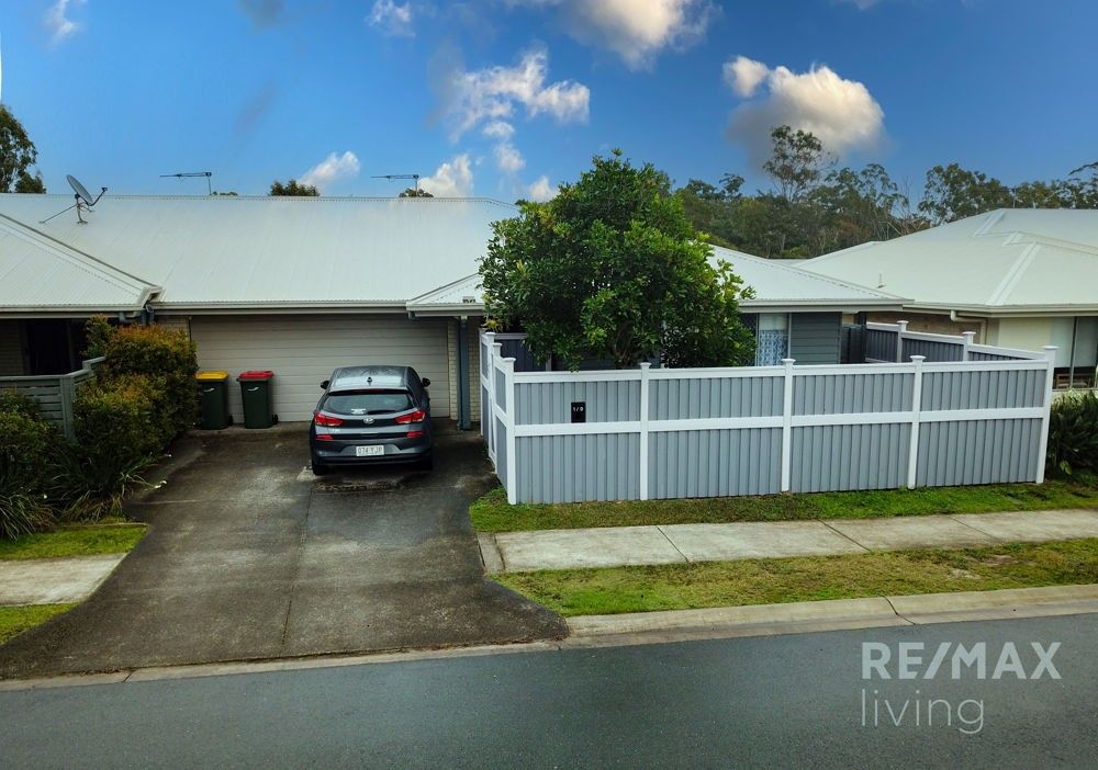 3 bedrooms Duplex in 1/9 Emerald Street BURPENGARY EAST QLD, 4505