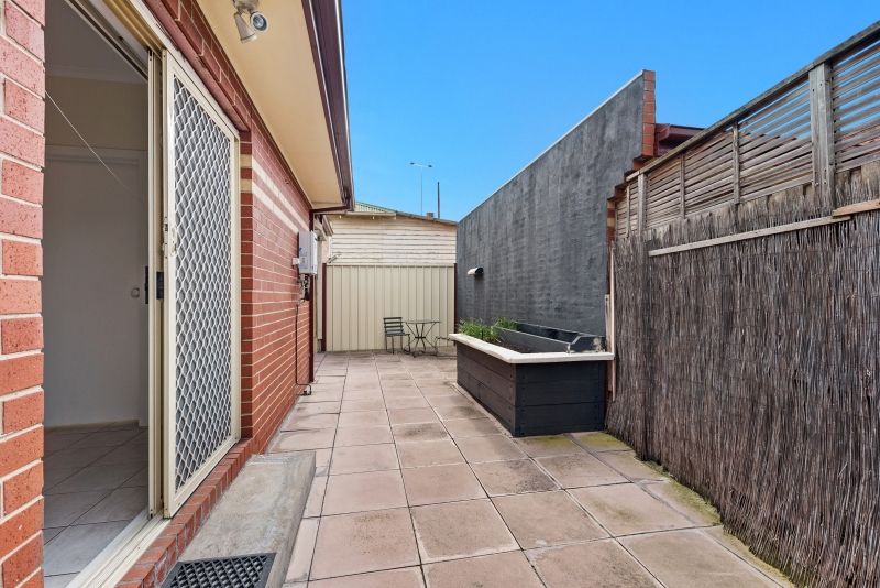 1/7 Buxton Street, West Footscray VIC 3012, Image 2