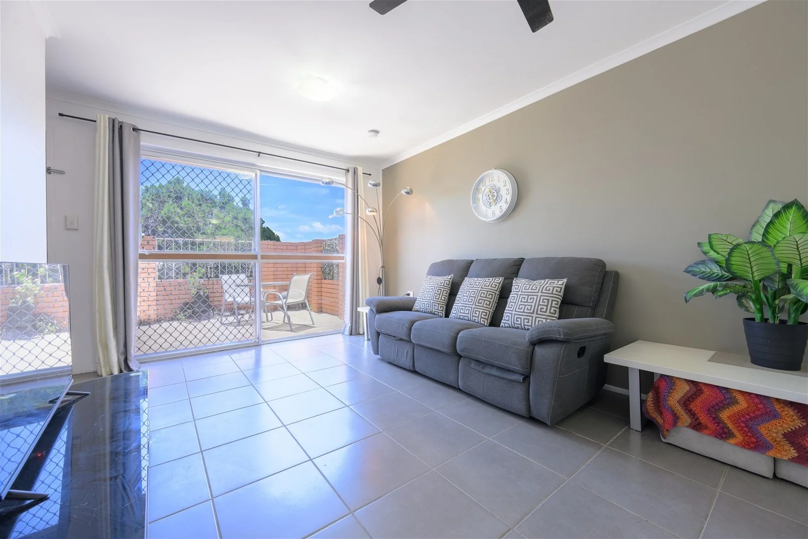 1/43 Off Lane, Gladstone Central QLD 4680