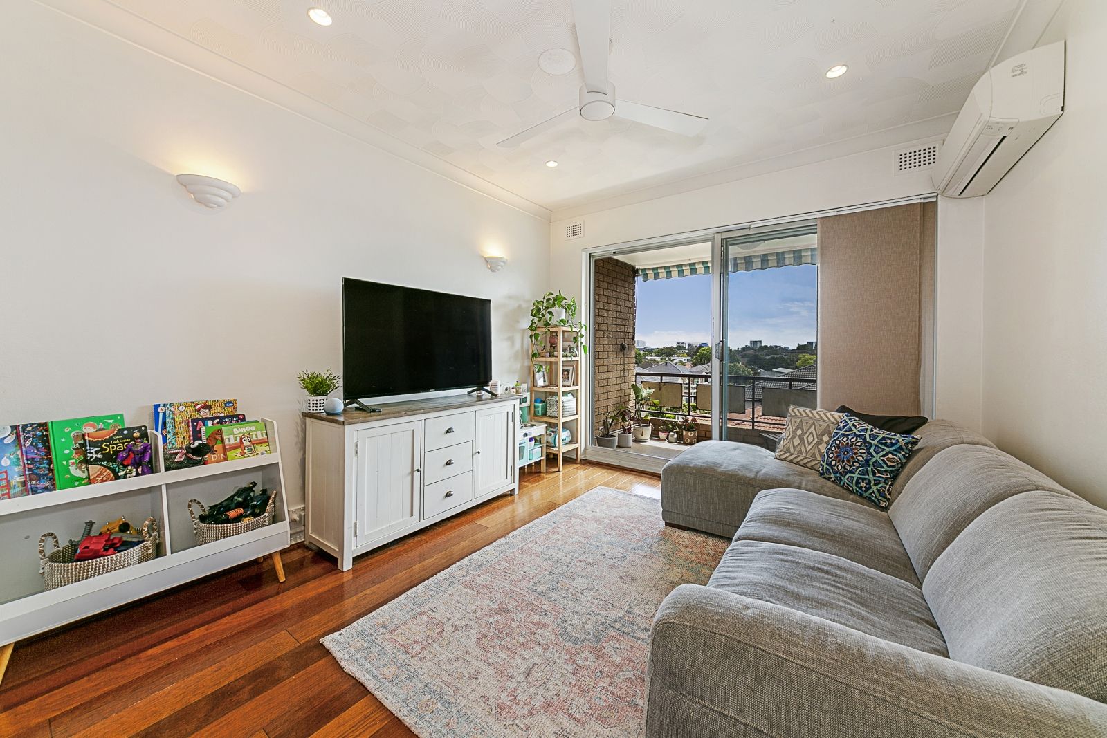 3 bedrooms Apartment / Unit / Flat in 29/6-10 Horner Avenue MASCOT NSW, 2020