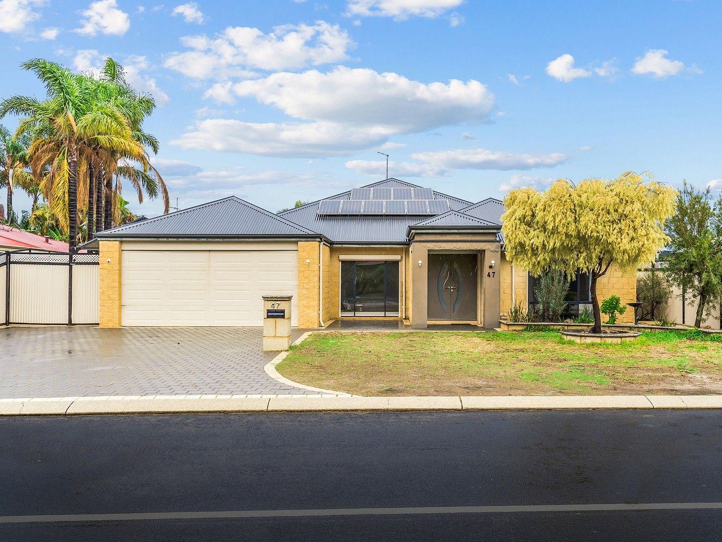 4 bedrooms House in 47 Exchequer Avenue GREENFIELDS WA, 6210