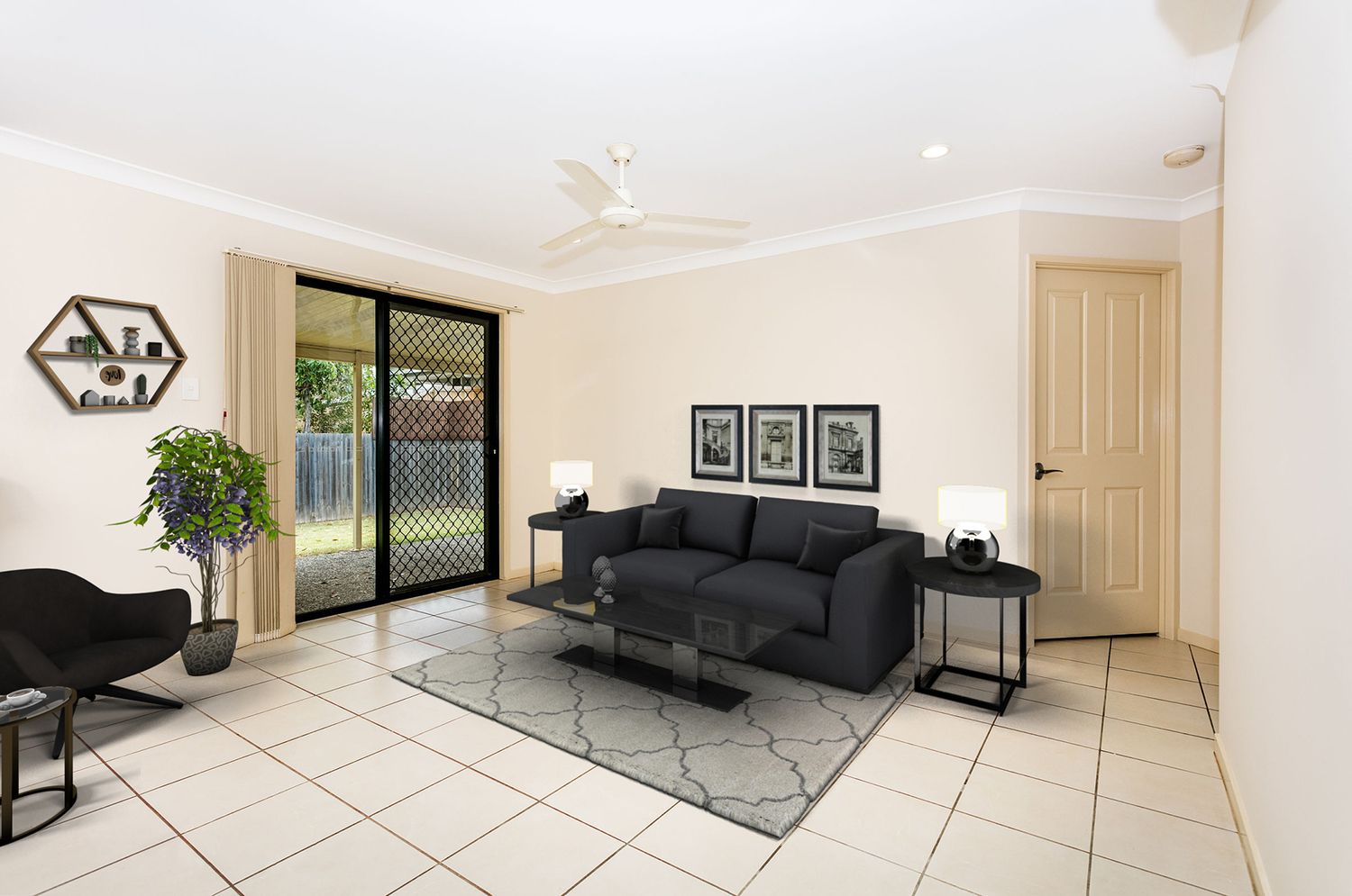 17 Dilges Crt, Hillcrest QLD 4118, Image 2