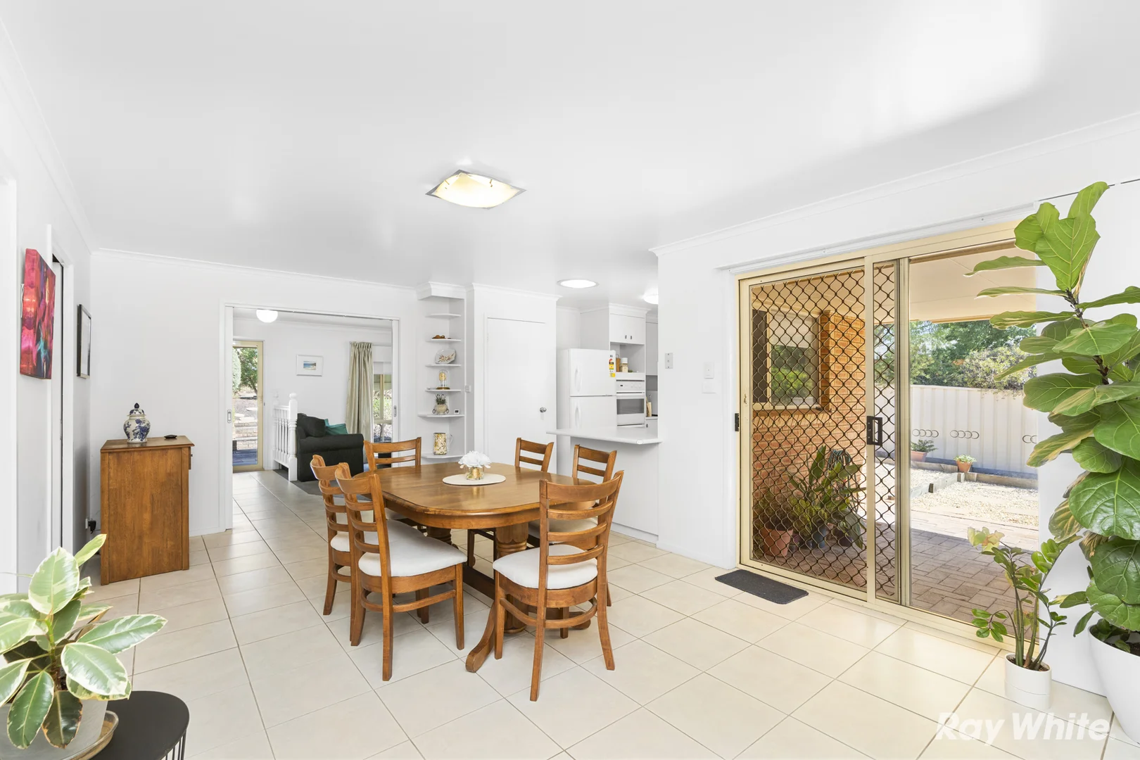 Additional image 7 of 1 O'Hara Place, Kooringal NSW 2650