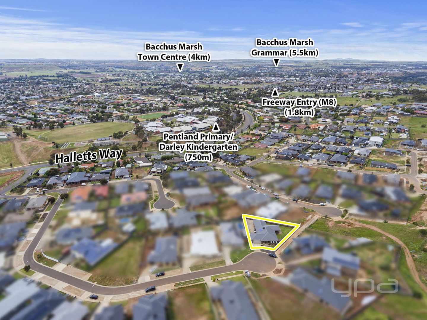 23 Currington Crescent, Darley VIC 3340, Image 2