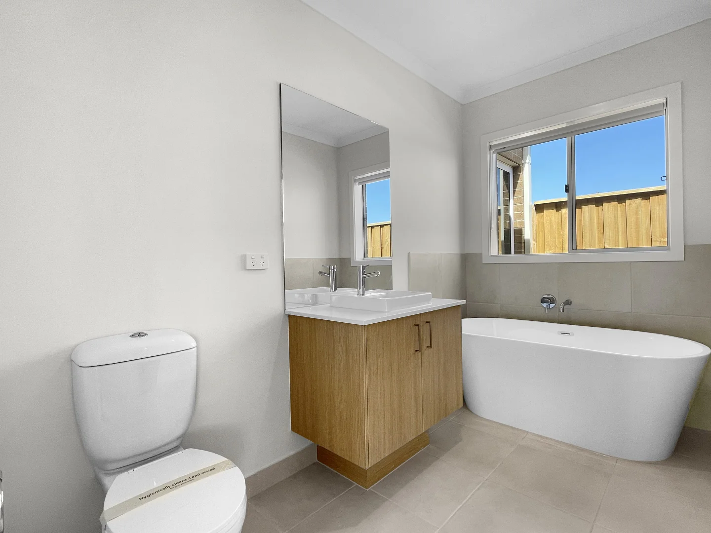 Additional image 11 of 4 Savona Way, Manor Lakes VIC 3024