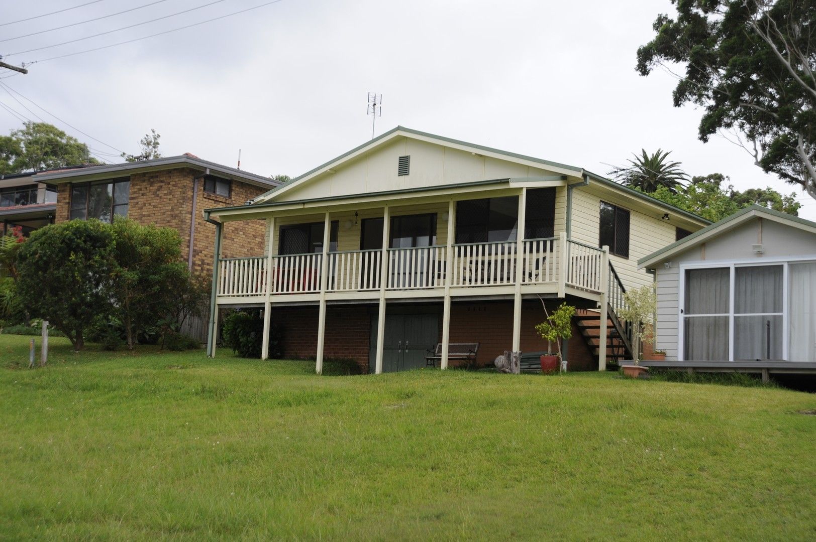 107 Bay Road, Bolton Point NSW 2283